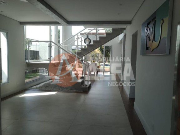 Imagem Casa com 3 Quartos à Venda, 329 m² em Jardim Do Golf I - Jandira