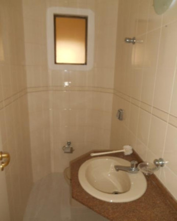 Imagem Apartamento com 4 Quartos à Venda, 119 m² em Pitangueiras - Guarujá