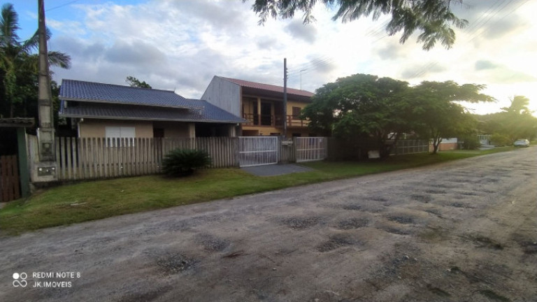 Imagem Casa com 3 Quartos à Venda, 167 m² em Balneário Princesa Do Mar - Itapoá Imagem Casa com 3 Quartos à Venda, 167 m² em Balneário Princesa Do Mar - Itapoá