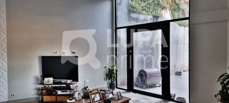 Imagem Casa com 4 Quartos à Venda, 380 m² em Vila Santista - Atibaia