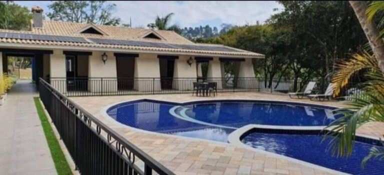 Casa de Condomínio com 3 Quartos à Venda, 300 m² em Bragança Paulista
