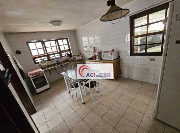 Imagem Casa com 3 Quartos à Venda, 240 m² em Vila Verde - Itapevi Imagem Casa com 3 Quartos à Venda, 240 m² em Vila Verde - Itapevi