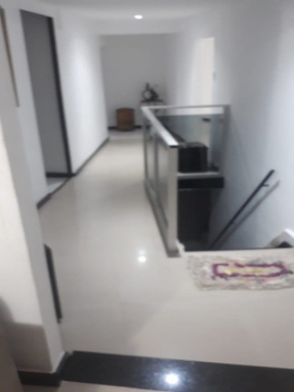 Imagem Casa com 5 Quartos à Venda, 220 m² em Santa Helena - Contagem