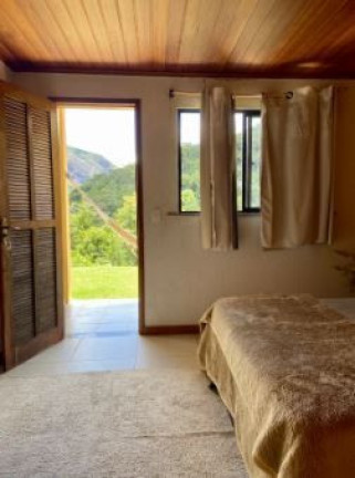 Imagem Casa com 5 Quartos à Venda, 340 m² em Albuquerque - Teresópolis Imagem Casa com 5 Quartos à Venda, 340 m² em Albuquerque - Teresópolis