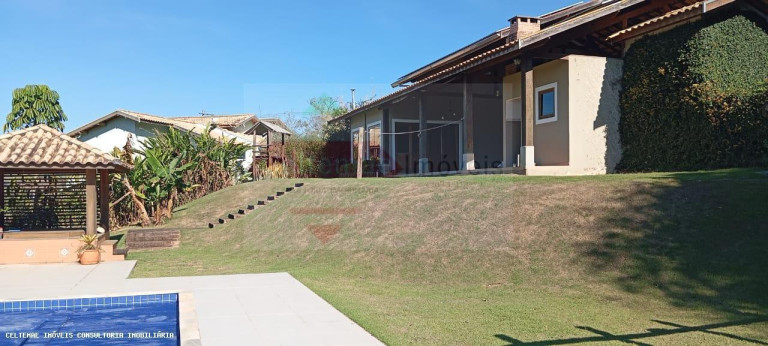 Imagem Casa com 3 Quartos à Venda, 349 m² em Chacaras Catagua - Taubaté