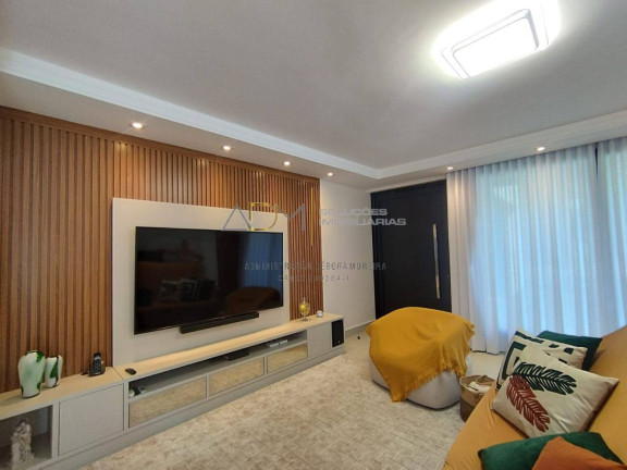 Imagem Casa com 3 Quartos à Venda, 250 m² em Vila Nelo Cariola - Botucatu Imagem Casa com 3 Quartos à Venda, 250 m² em Vila Nelo Cariola - Botucatu