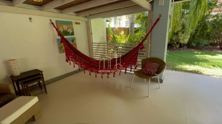 Imagem Imóvel com 3 Quartos à Venda, 150 m² em Itapoan - Salvador Imagem Imóvel com 3 Quartos à Venda, 150 m² em Itapoan - Salvador