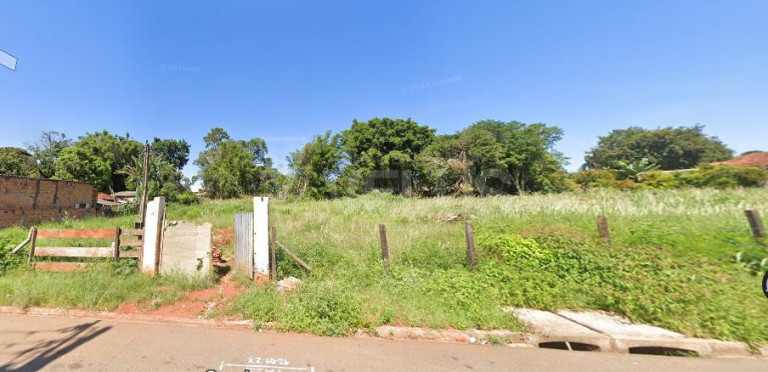 Terreno à Venda, 150 m² em Vila Mazzei - Itapetininga