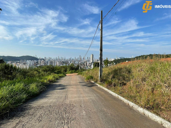 Imagem Terreno à Venda, em Tabuleiro - Camboriú Imagem Terreno à Venda, em Tabuleiro - Camboriú