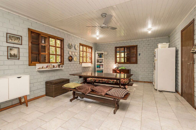 Imagem Chácara com 2 Quartos à Venda, 20.000 m² em Lami - Porto Alegre