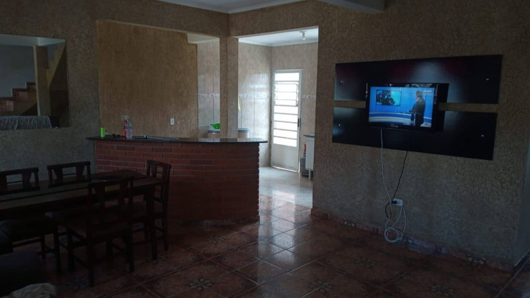 Imagem Casa com 3 Quartos à Venda, 174 m² em Centro - Boituva