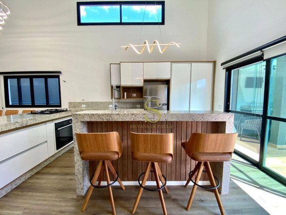Imagem Casa com 3 Quartos para Alugar, 283 m² em Atibaia Park - Atibaia