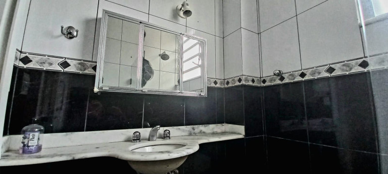 Imagem Imóvel com 2 Quartos à Venda, 75 m² em Várzea - Teresópolis Imagem Imóvel com 2 Quartos à Venda, 75 m² em Várzea - Teresópolis