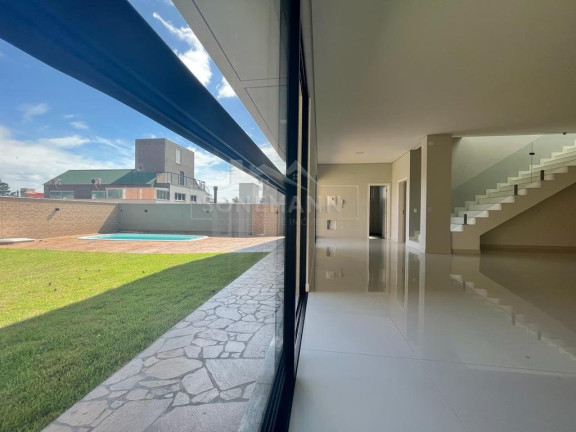 Imagem Casa de Condomínio com 4 Quartos à Venda, 360 m² em Córrego Grande - Florianópolis Imagem Casa de Condomínio com 4 Quartos à Venda, 360 m² em Córrego Grande - Florianópolis