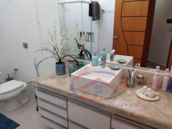 Imagem Casa com 3 Quartos à Venda, 330 m² em Jardim Riviera - Marília Imagem Casa com 3 Quartos à Venda, 330 m² em Jardim Riviera - Marília