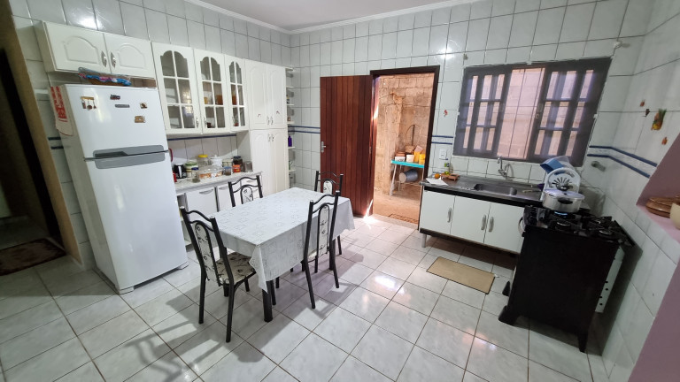 Imagem Imóvel com 3 Quartos à Venda, 200 m² em Jardim Maracanã - Atibaia Imagem Imóvel com 3 Quartos à Venda, 200 m² em Jardim Maracanã - Atibaia