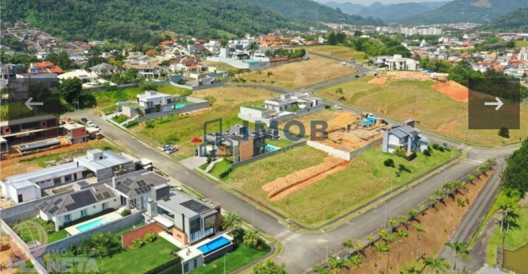 Terreno à Venda, 900 m² em Jaraguá Esquerdo - Jaraguá Do Sul