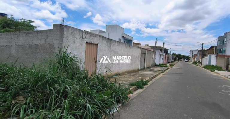 Terreno à Venda, 200 m² em Felícia - Vitória Da Conquista