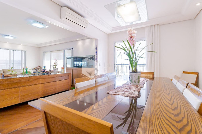 Imagem Apartamento com 3 Quartos à Venda, 240 m² em Santa Cecília - São Paulo
