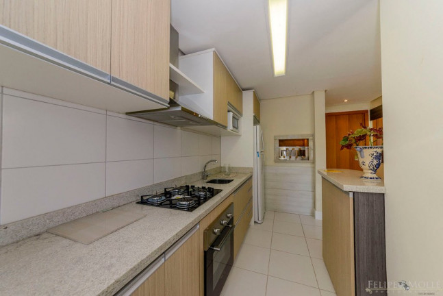 Imagem Apartamento com 3 Quartos à Venda, 71 m² em Medianeira - Porto Alegre