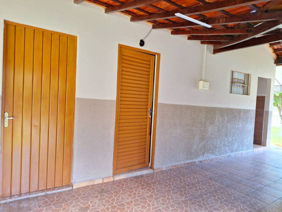 Imagem Chácara com 4 Quartos à Venda, 2.000 m² em Pedregulho - São João Da Boa Vista Imagem Chácara com 4 Quartos à Venda, 2.000 m² em Pedregulho - São João Da Boa Vista