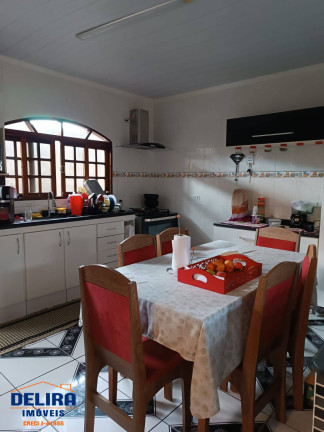 Imagem Casa com 3 Quartos à Venda, 250 m² em Terra Preta (terra Preta) - Mairiporã Imagem Casa com 3 Quartos à Venda, 250 m² em Terra Preta (terra Preta) - Mairiporã