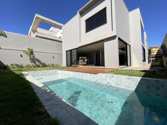 Casa com 3 Quartos à Venda, 330 m² em Chácaras Caiçaras - Patos De Minas