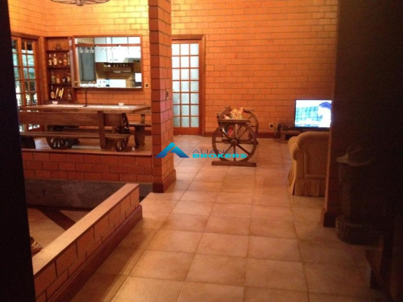 Imagem Casa com 3 Quartos à Venda, 250 m² em Dos Medeiros - Jundiaí