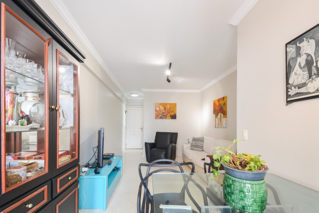 Imagem Apartamento com 2 Quartos à Venda, 57 m² em Moema - São Paulo