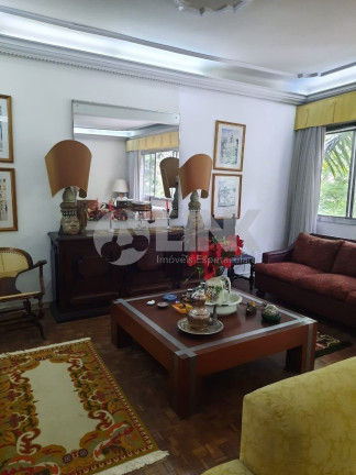 Imagem Apartamento com 3 Quartos à Venda, 220 m² em Moinhos De Vento - Porto Alegre