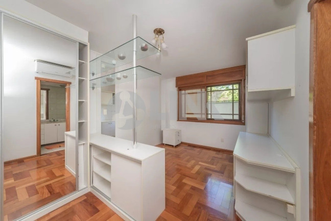 Imagem Apartamento com 3 Quartos à Venda, 261 m² em Menino Deus - Porto Alegre Imagem Apartamento com 3 Quartos à Venda, 261 m² em Menino Deus - Porto Alegre