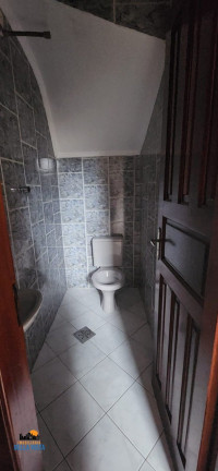 Imagem Casa de Condomínio com 2 Quartos à Venda ou Locação, em Vila Voturua - São Vicente Imagem Casa de Condomínio com 2 Quartos à Venda ou Locação, em Vila Voturua - São Vicente