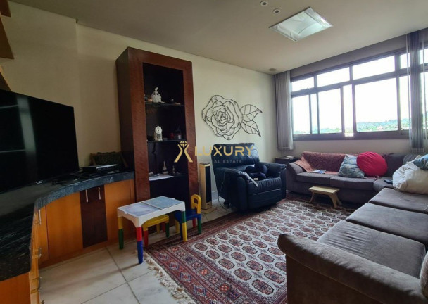 Imagem Imóvel com 4 Quartos à Venda, 228 m² em Belvedere - Belo Horizonte