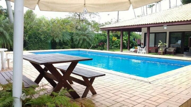 Imagem Casa com 5 Quartos à Venda, 900 m² Imagem Casa com 5 Quartos à Venda, 900 m²