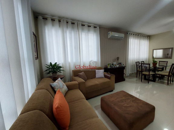 Imagem Casa com 6 Quartos à Venda, 212 m² em Aparecida - Santos