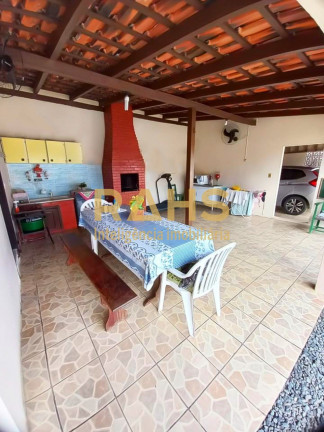 Imagem Casa com 2 Quartos à Venda, 360 m² em Boehmerwald - Joinville Imagem Casa com 2 Quartos à Venda, 360 m² em Boehmerwald - Joinville