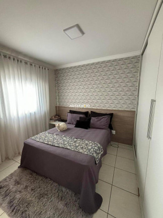 Casa com 3 Quartos à Venda, 180 m²