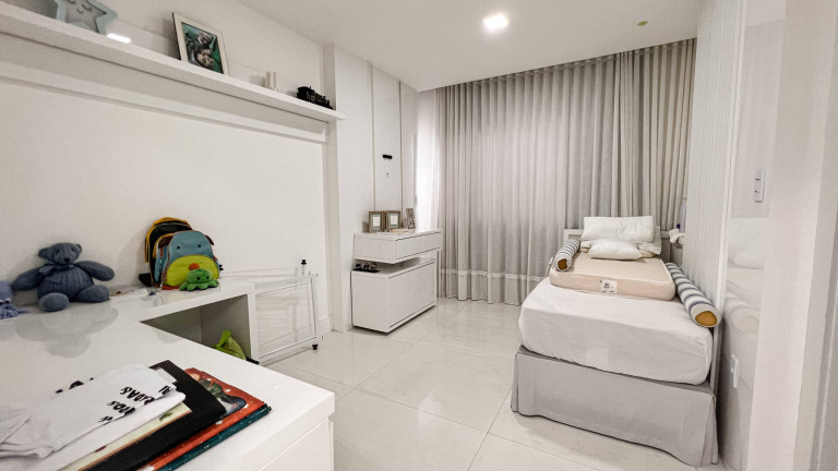 Imagem Cobertura com 4 Quartos à Venda, 490 m² em Centro - Colatina