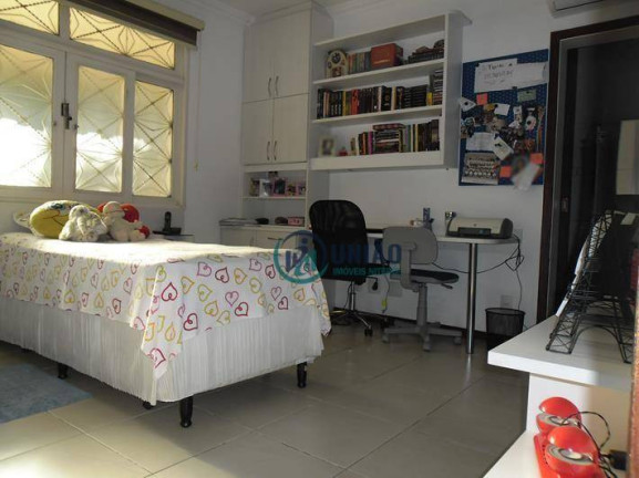 Imagem Casa com 3 Quartos à Venda, 220 m² em Santa Rosa - Niterói Imagem Casa com 3 Quartos à Venda, 220 m² em Santa Rosa - Niterói