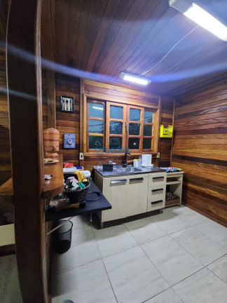 Imagem Casa com 6 Quartos à Venda, 210 m² em Estância Embuarama - Embu Das Artes