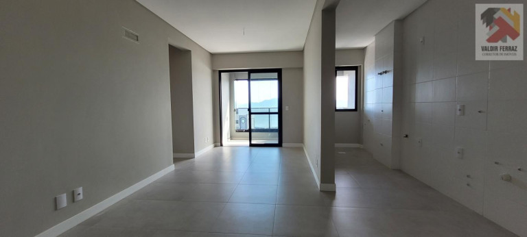 Imagem Apartamento com 2 Quartos à Venda, 71 m² em Centro - Florianópolis
