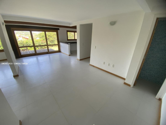Imagem Casa com 3 Quartos à Venda, 182 m² em Ferradura - Armação Dos Búzios Imagem Casa com 3 Quartos à Venda, 182 m² em Ferradura - Armação Dos Búzios
