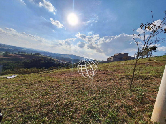 Terreno à Venda, 300 m² em Condomínio Alto Da Floresta - Bom Jesus Dos Perdões