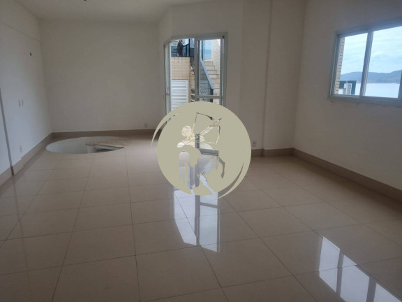 Imagem Cobertura com 3 Quartos à Venda, 236 m² em Pompeia - Santos