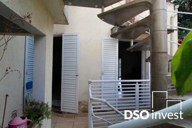 Imagem Casa com 3 Quartos à Venda, 120 m² em Mirandópolis - São Paulo
