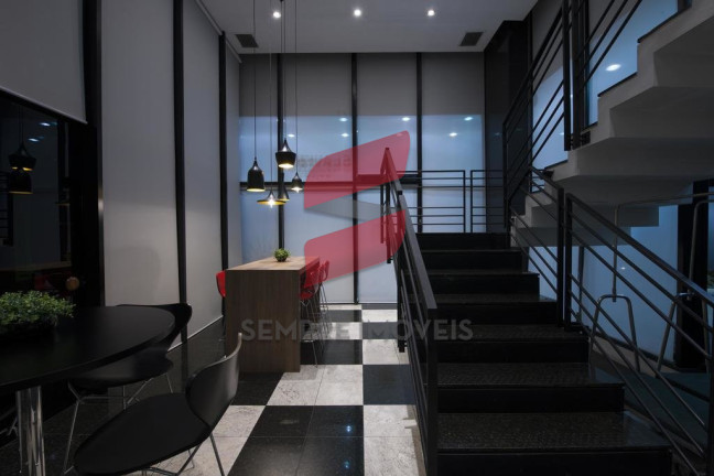 Imagem Flat com 1 Quarto à Venda, 31 m² em Centro - Curitiba Imagem Flat com 1 Quarto à Venda, 31 m² em Centro - Curitiba