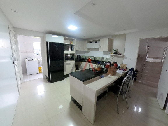 Imagem Casa com 3 Quartos à Venda, 272 m² em Alto Da Xv - Guarapuava