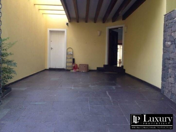 Imagem Casa com 4 Quartos à Venda, em Vila Madalena - São Paulo Imagem Casa com 4 Quartos à Venda, em Vila Madalena - São Paulo