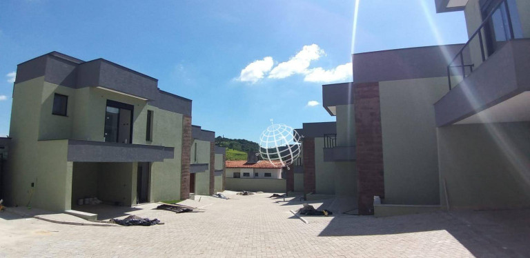Casa com 3 Quartos à Venda, 151 m² em Nova Gardênia - Atibaia