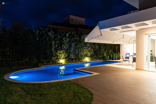 Imagem Casa com 4 Quartos à Venda, 612 m² em Jurerê Internacional - Florianópolis Imagem Casa com 4 Quartos à Venda, 612 m² em Jurerê Internacional - Florianópolis